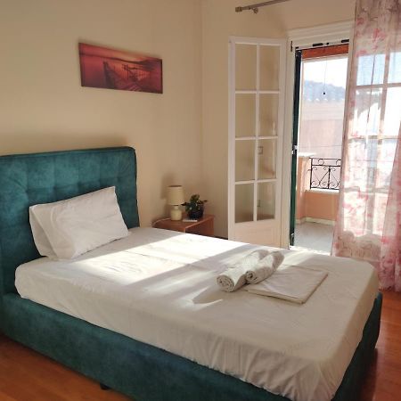 San Vlassis Area Apartment Lákones Buitenkant foto