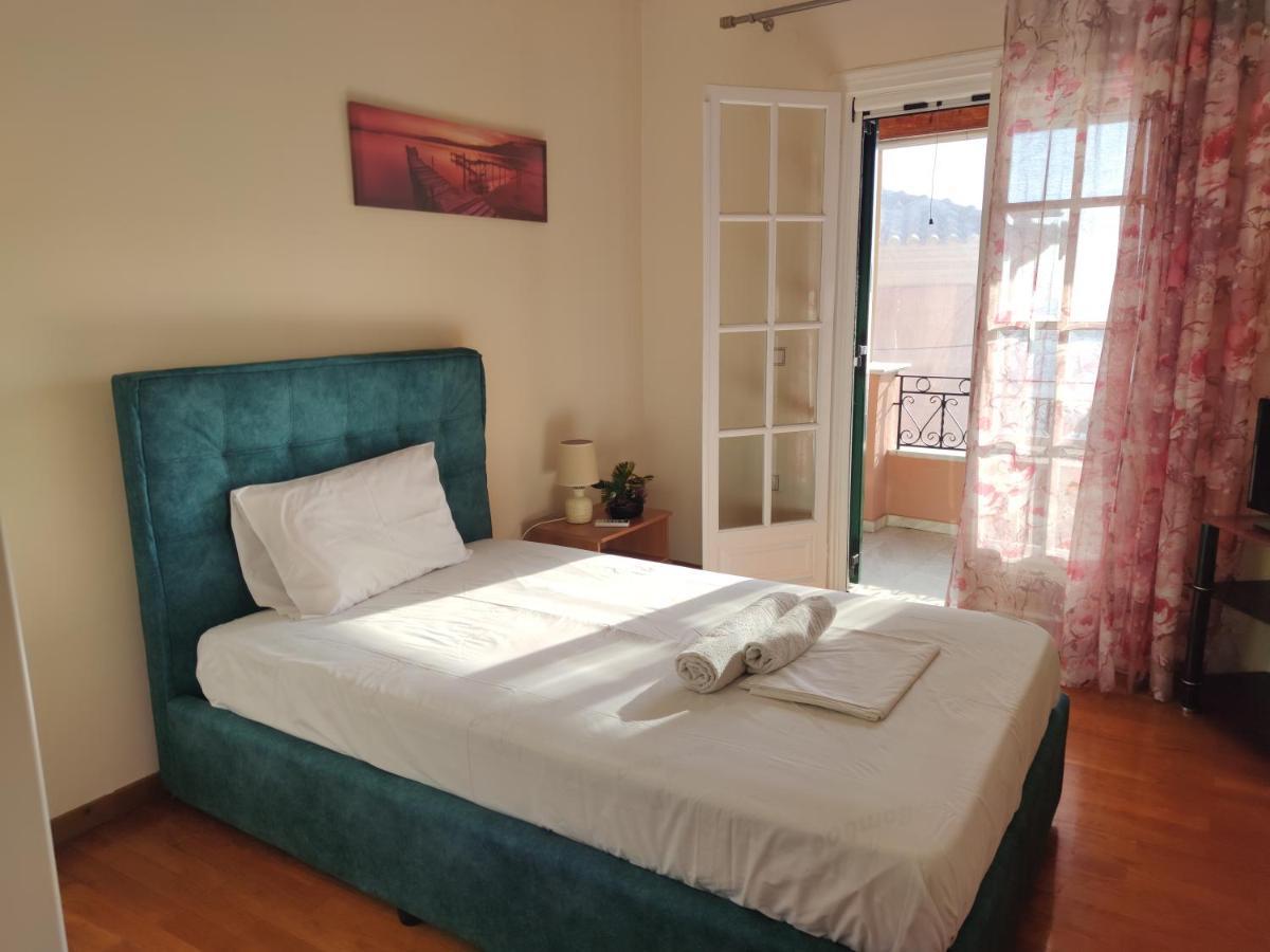 San Vlassis Area Apartment Lákones Buitenkant foto